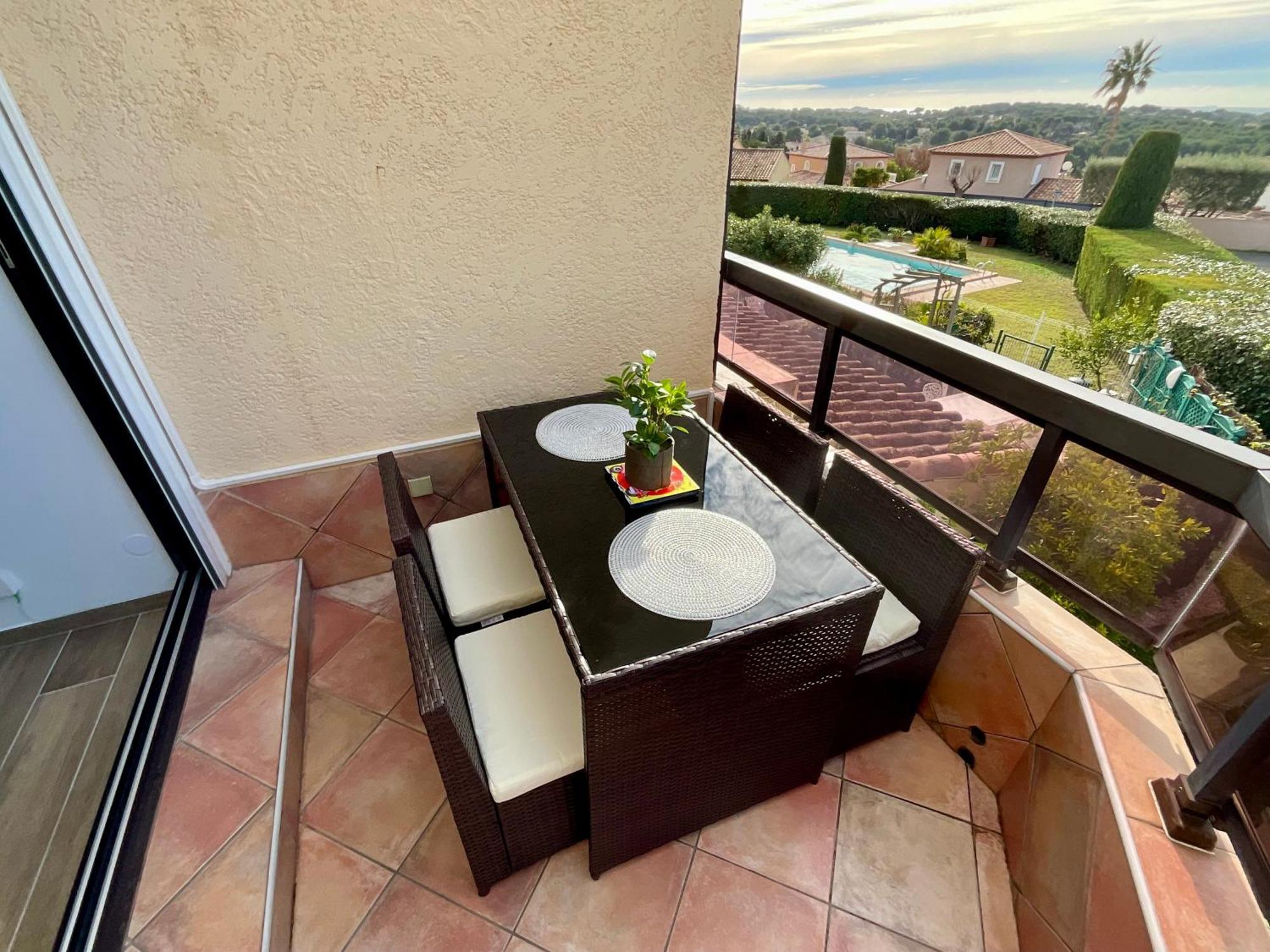 Appartement Sanary Vue Mer Au Calme المظهر الخارجي الصورة